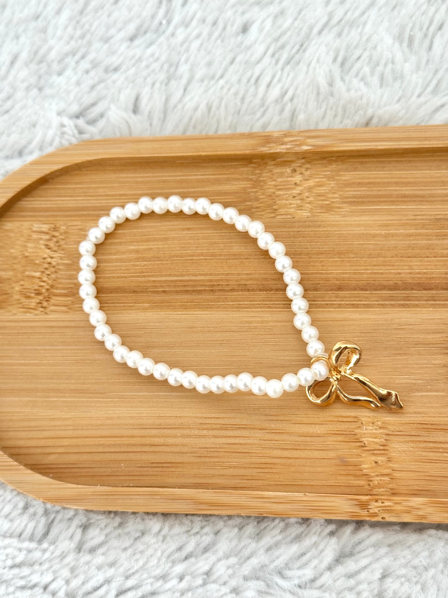 Bow Vegan Pearl Bracelet