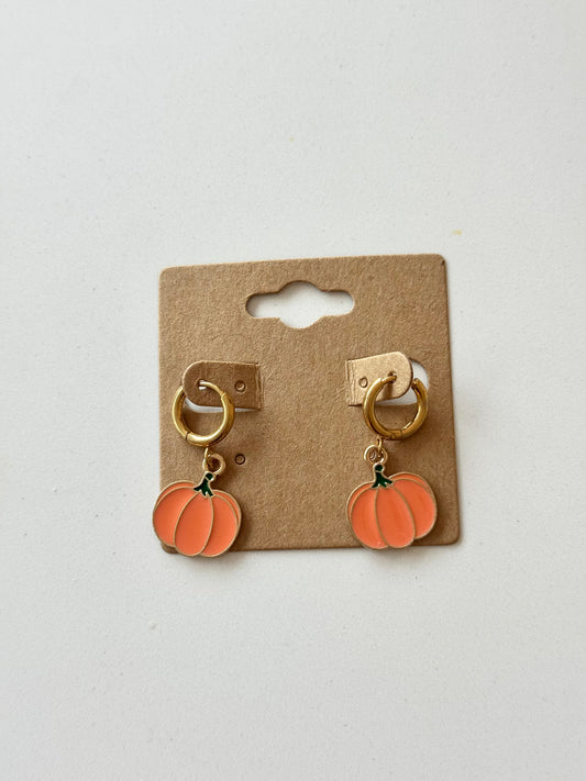 Gold Pumpkin Earrings 🎃