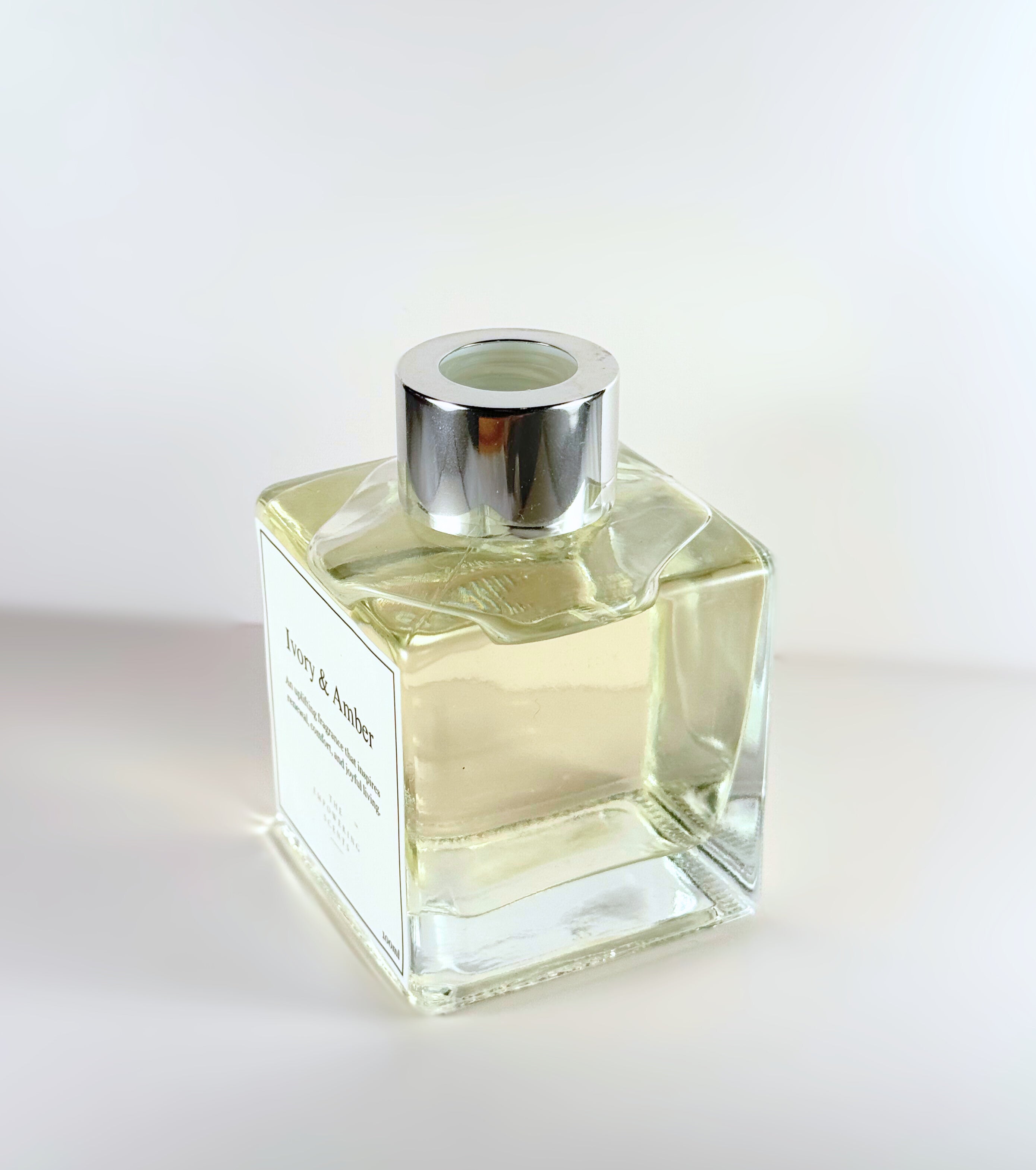 Natural Luxury Reed Diffuser Ivory & Amber